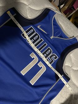 Size MEDIUM LUKA MAVERICKS AUTHENTIC JERSEY