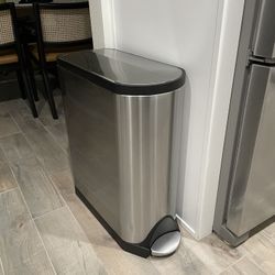 Simplehuman Butterfly Trashcan