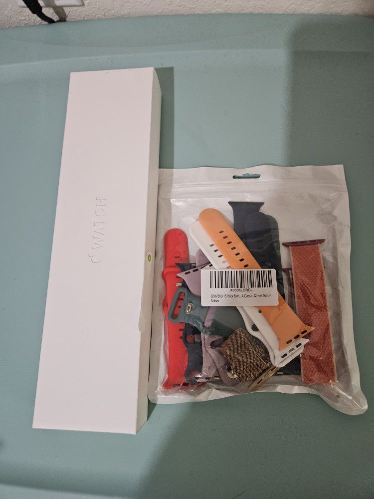 Apple Watch Series 8 45mm New In Box