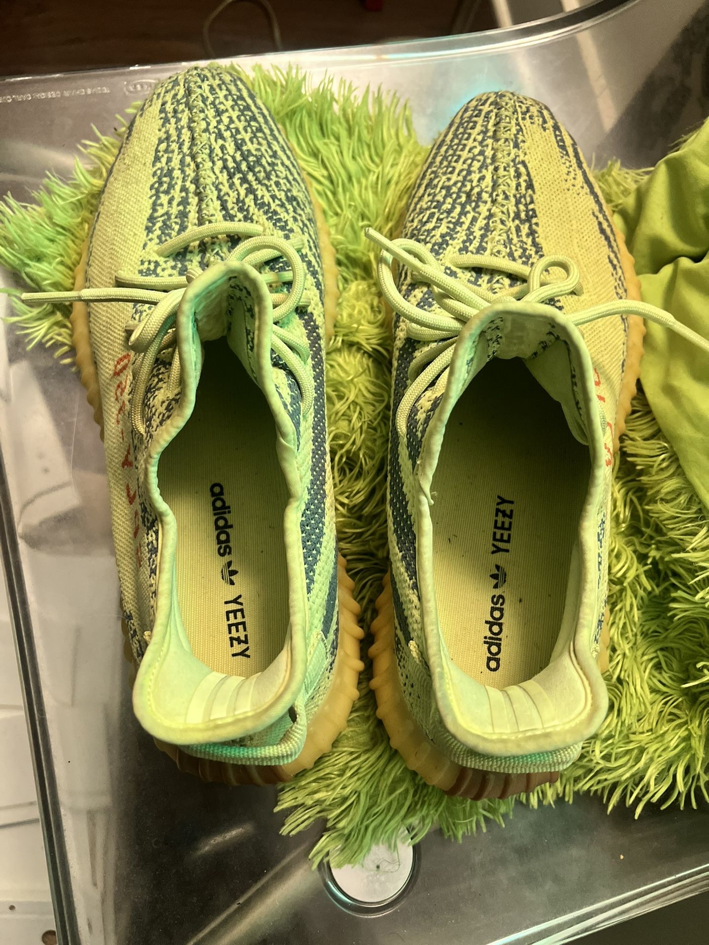 Yeezy v2 frozen yellow Sz 12