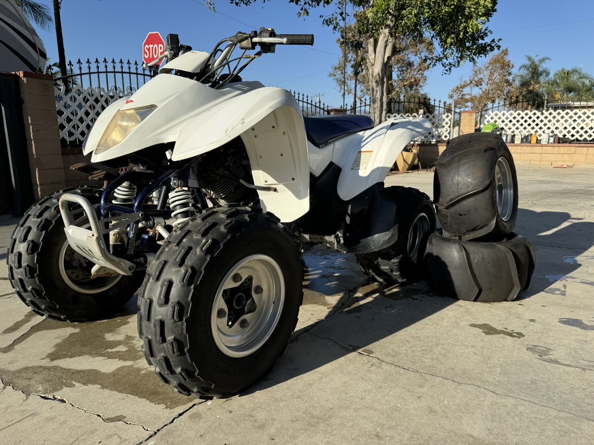 Quad Suzuki 250 Quad Sport, Yamaha Polaris Kawasaki Honda Off-Road Razor Can-Am