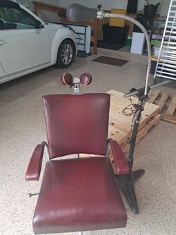 Old dental chair and light