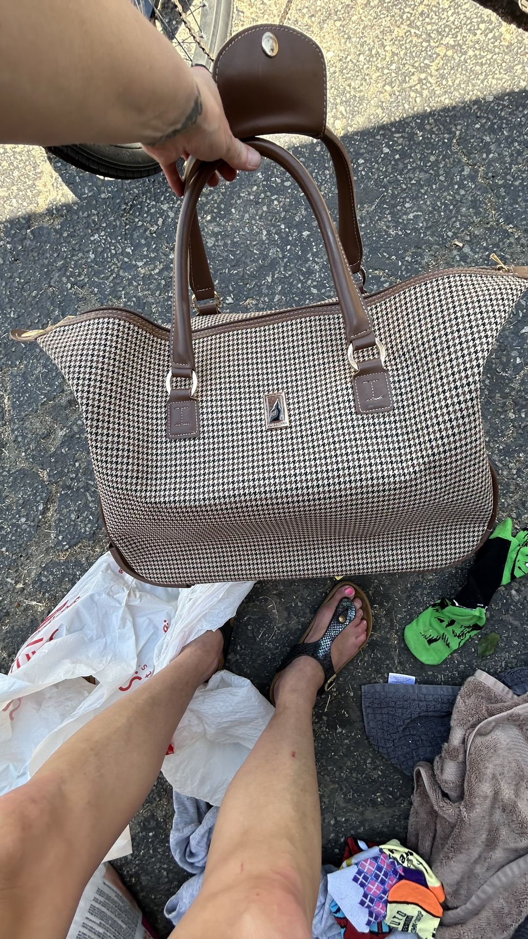 London fog rolling travel bag