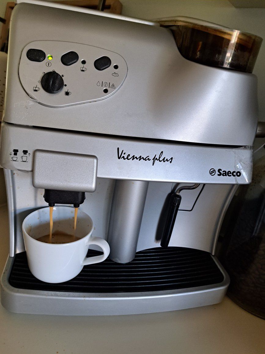 Saeco automatic Coffe Cappuccino Maker