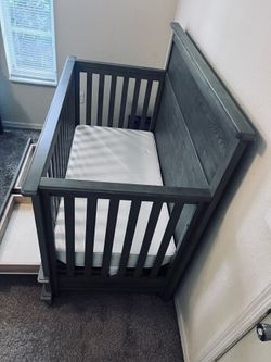 Baby Crib for Sale – Great Condition