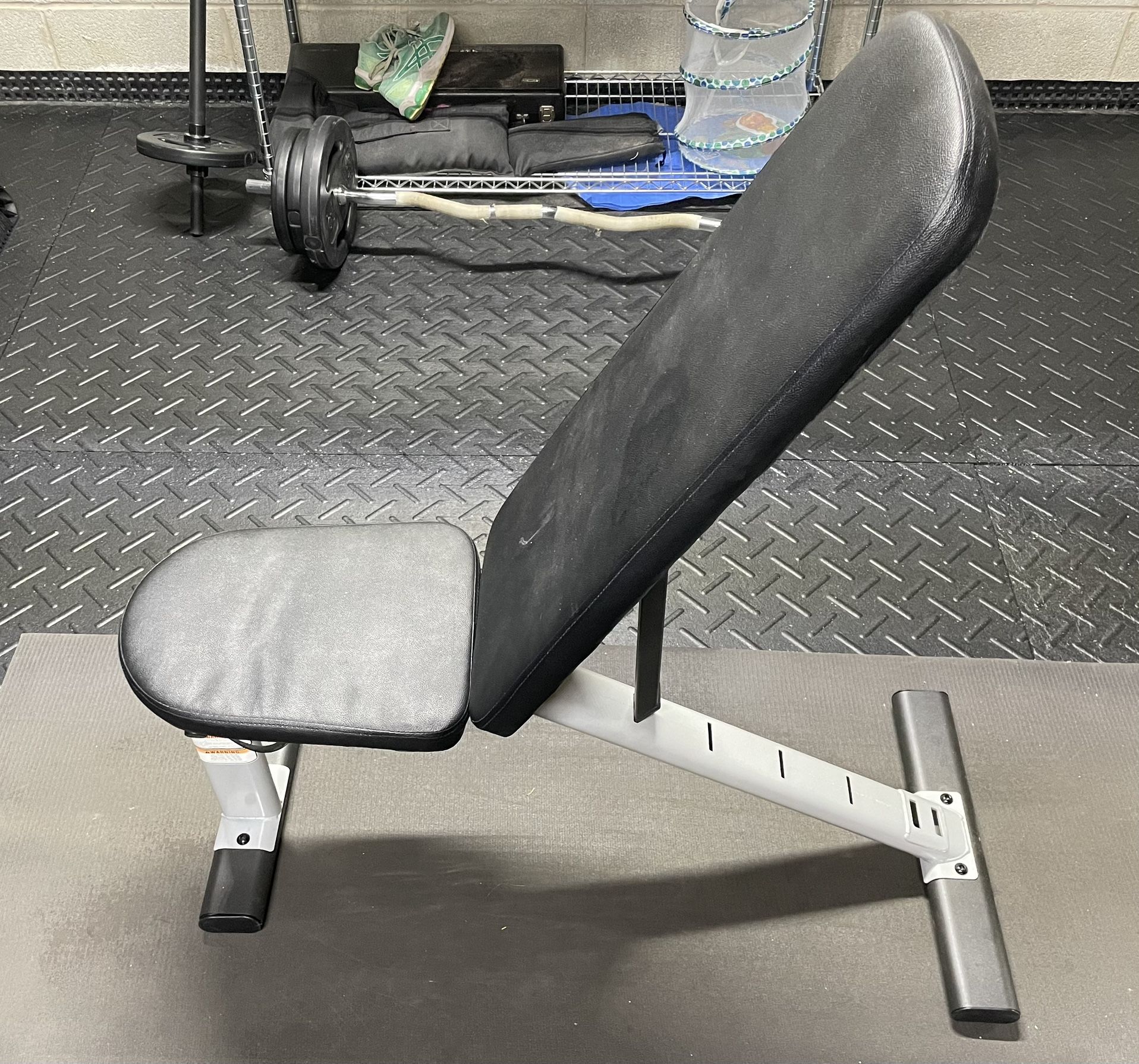 Lightweight Adjustable Weight Bench