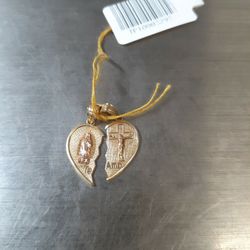 Two Piece Pendant Love And Religious 10k ,2.0gr