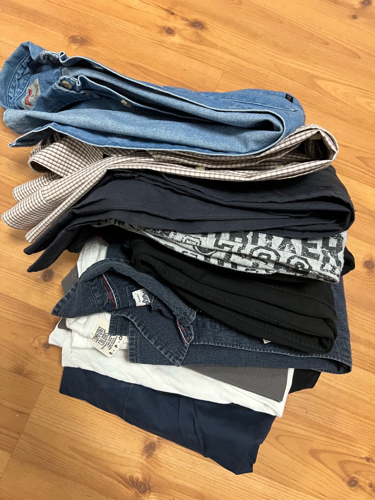 Bundle of Men’s Clothing size small