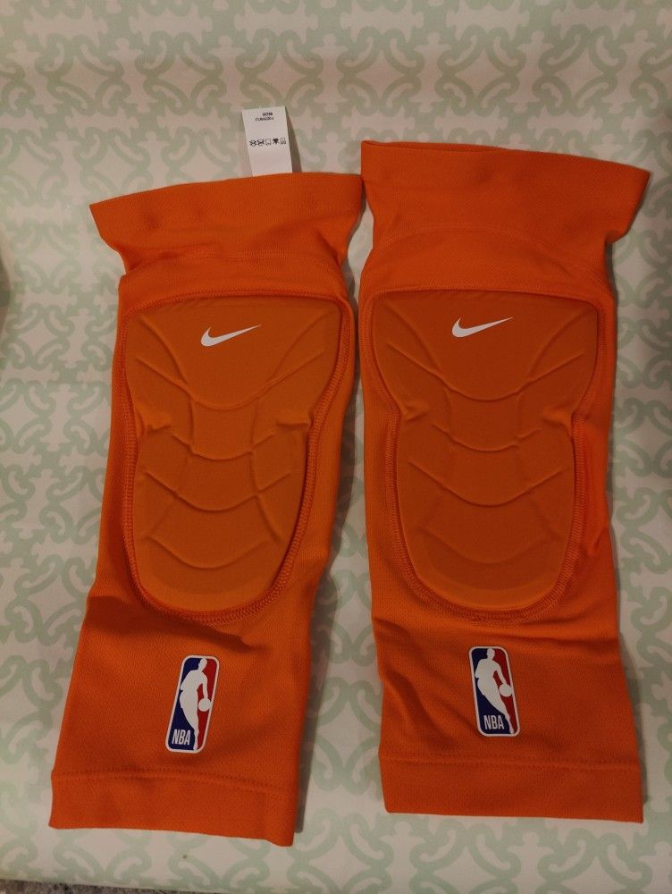 Nike NBA Issued Hyperstrong Padded Knee Sleeves