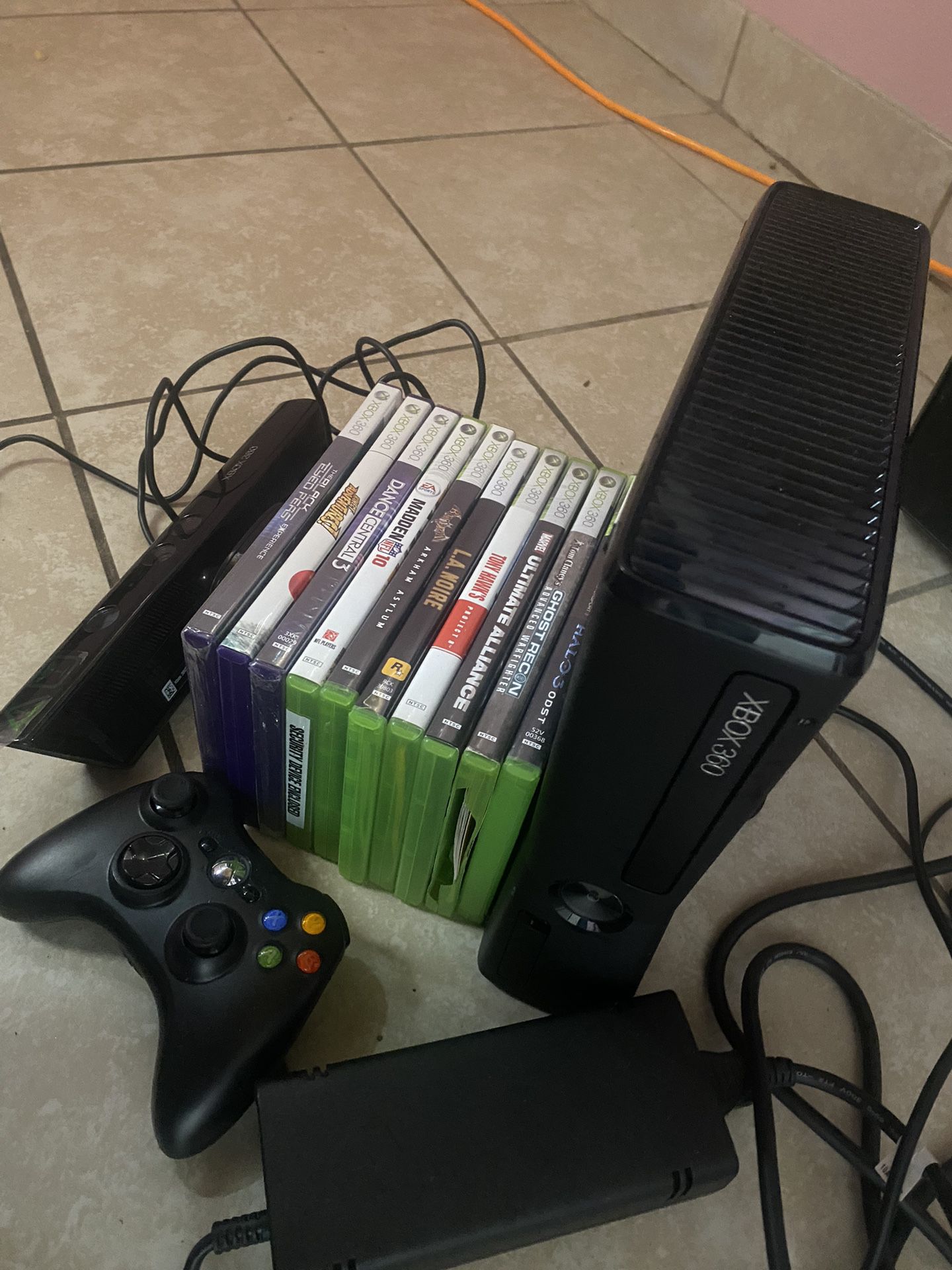 XBOX 360 with Everything You Need/Want