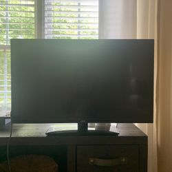 JVC 32” LED TV – Moving Sale!