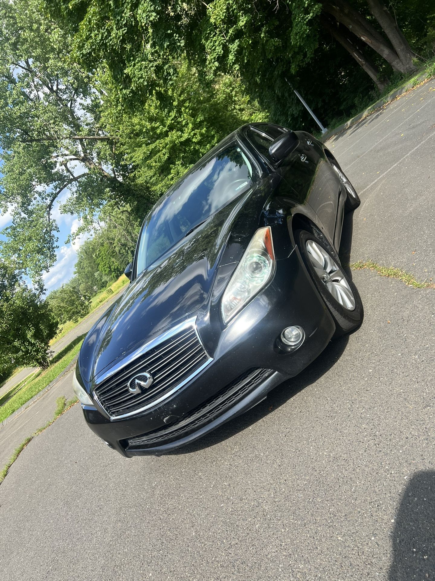 2011 Infiniti M37