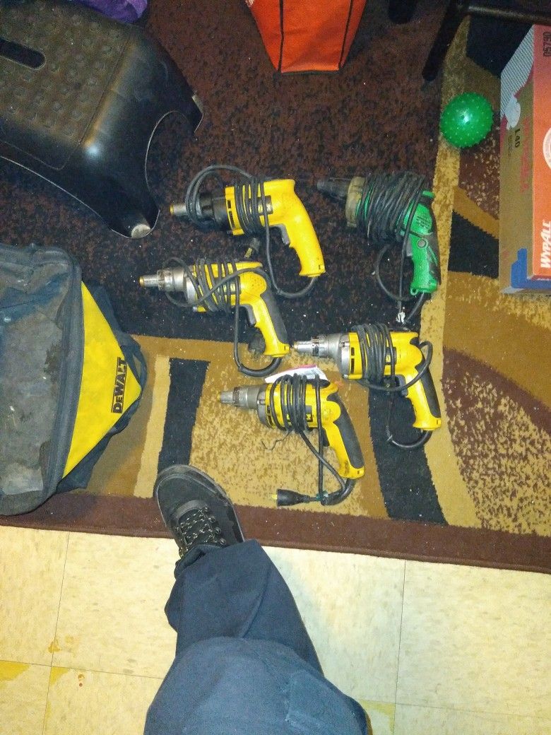 Dewalt And Hitachi 5 Dry Wall Drills All In Good Working