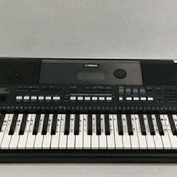 Yamaha Keyboard Semi Weighted  