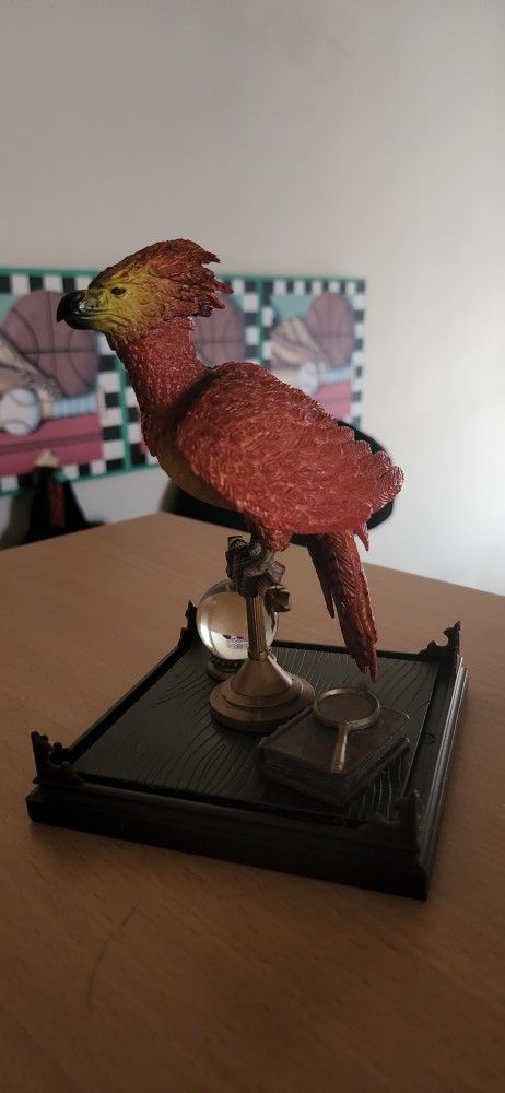 Harry Potter "Fawkes" Phoenix Collectible Figure