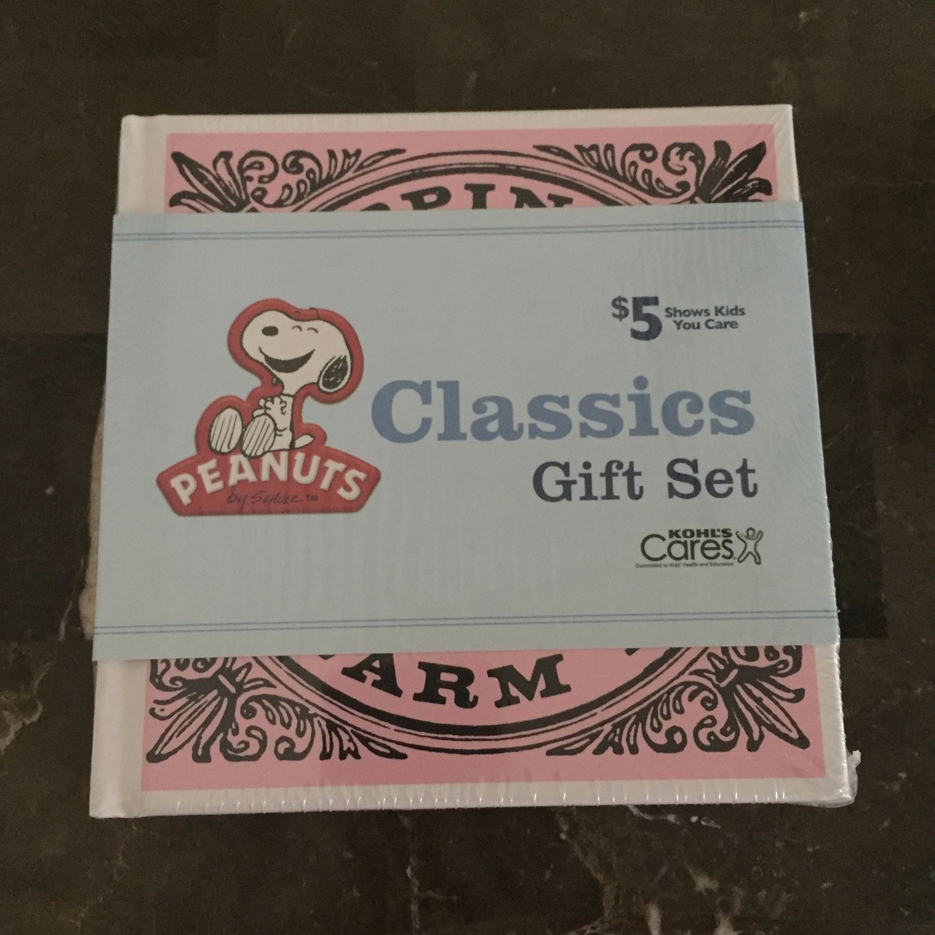 Peanuts Classic Gift Set/hablo Español