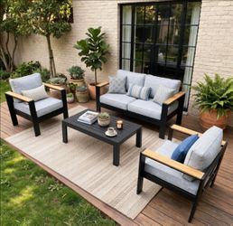 4-Piece Outdoor Patio Furniture Set. brand new in box