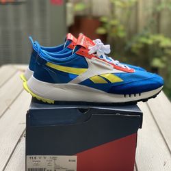 CL Legacy Reebok Size 11.5