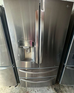 LG Stainless French Door Refrigerator w/ Dual Freezer Drawers
