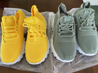 New Women’s Sneakers Size 9