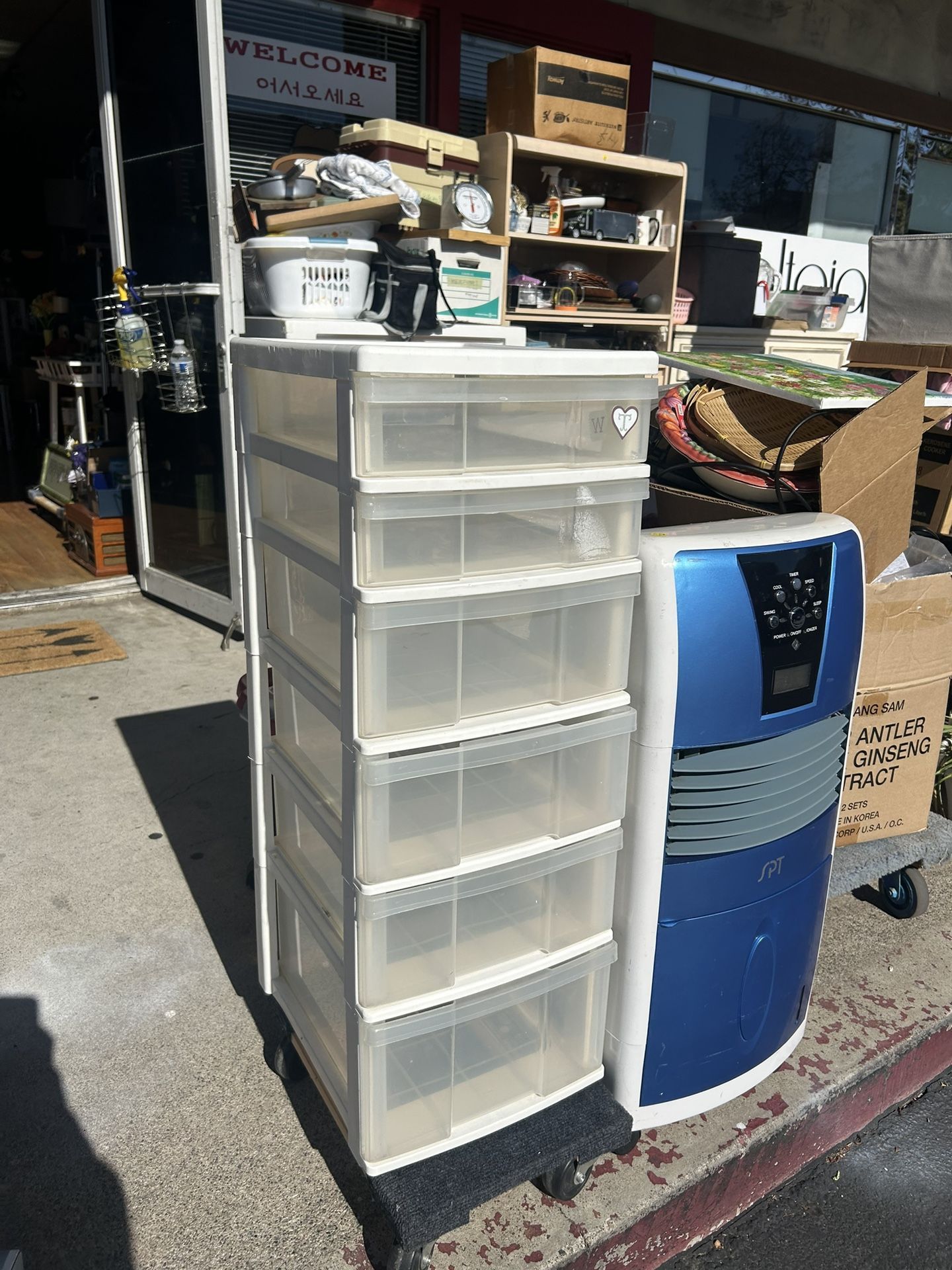 6 Drawers White Plastic Storage Tower With Wheels