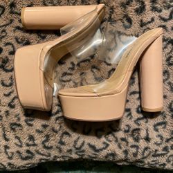 Fashion Nova Rockford Nude Size 6 Heel 