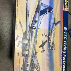 1997 1:48 Scale Model  B-17g Flying Fortress