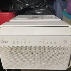 Midea  Rotating Ac  12,000 Btu