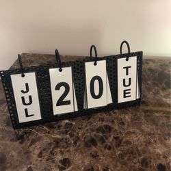 Calendar Sign 