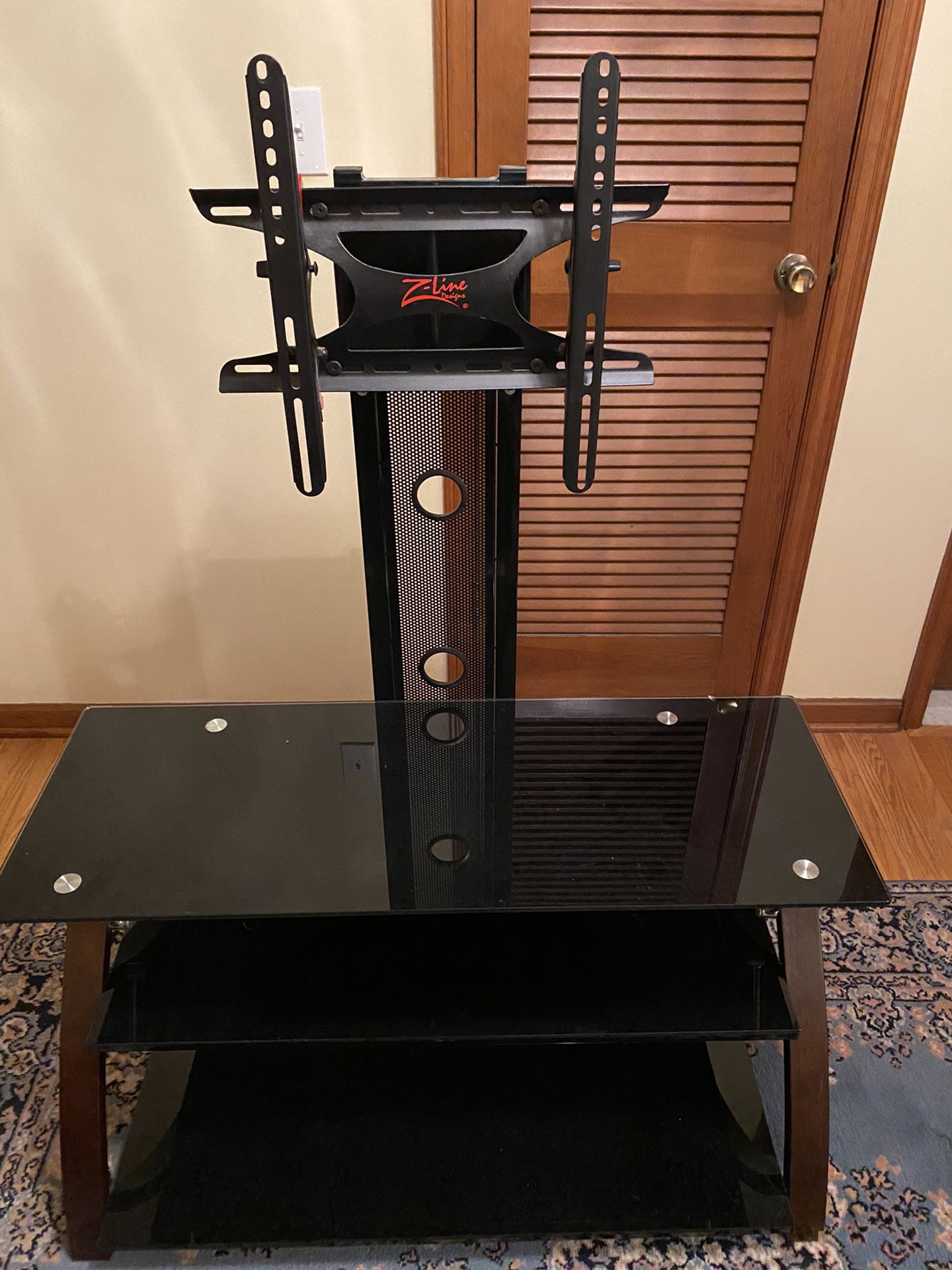 TV Stand Z-Line With Swivel Mount
