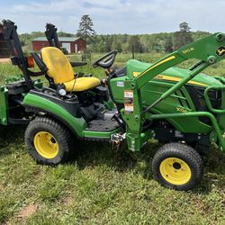 John Deere Tractor 