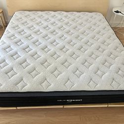 Helix Luxe Midnight Mattress - KING 
