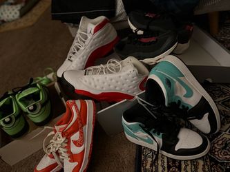 Sneakers