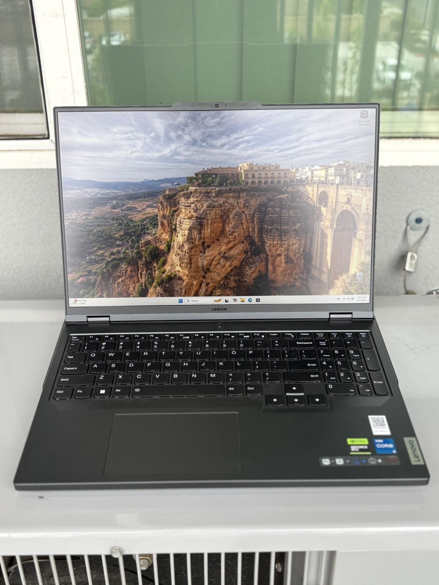 Legion Pro 5i Gen 8 Intel