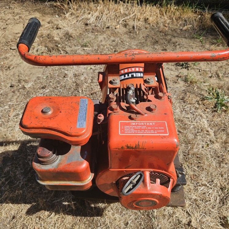 2.5 Hp Gas Powered Generator- Homlite