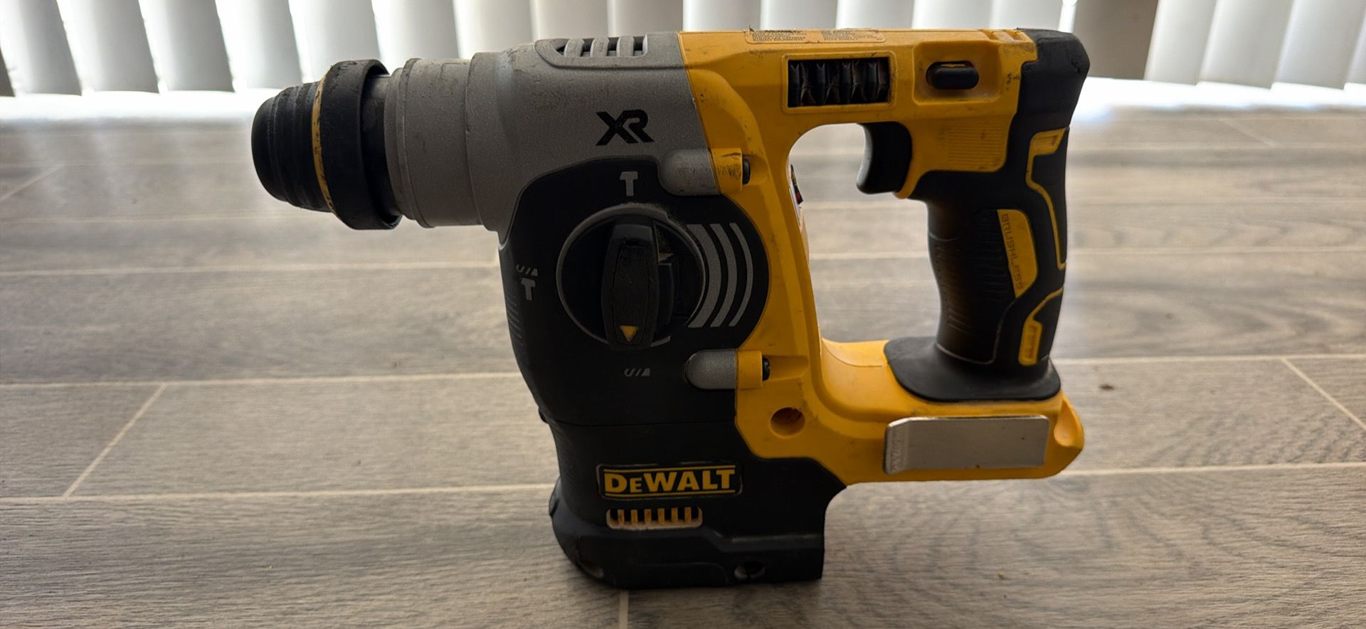 DeWalt DCH273 20V MAX XR SDS Rotary Hammer (Rebuilt) Tool Only