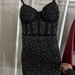 black sparkled dress