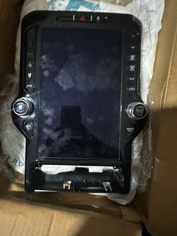 2022 ram 2500 screen 