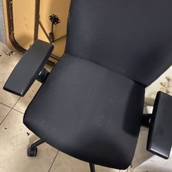 Office Desk Chairs