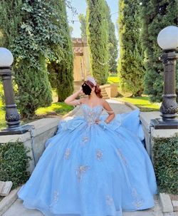 MODA 2000 QUINCE DRESS+CRINOLINA+CROWN+RAMO+HEELS+2 MODA 2000 XV ROBES