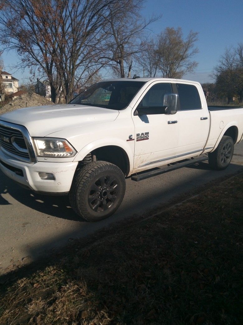2012 Dodge Ram 2500 Cummins Diesel
