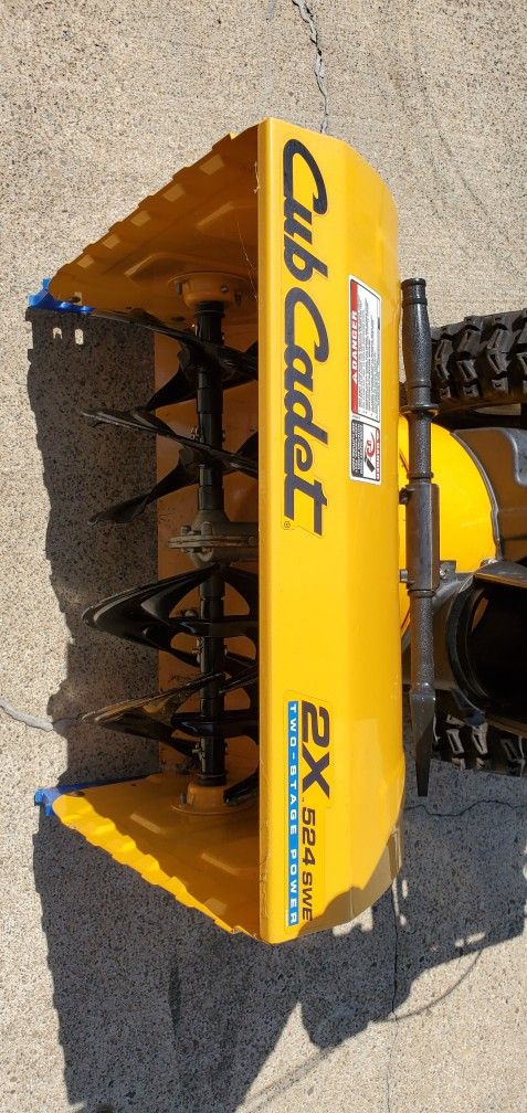 Cub Cadet 2X 524 SWE Two Stage Power Snow Blower
