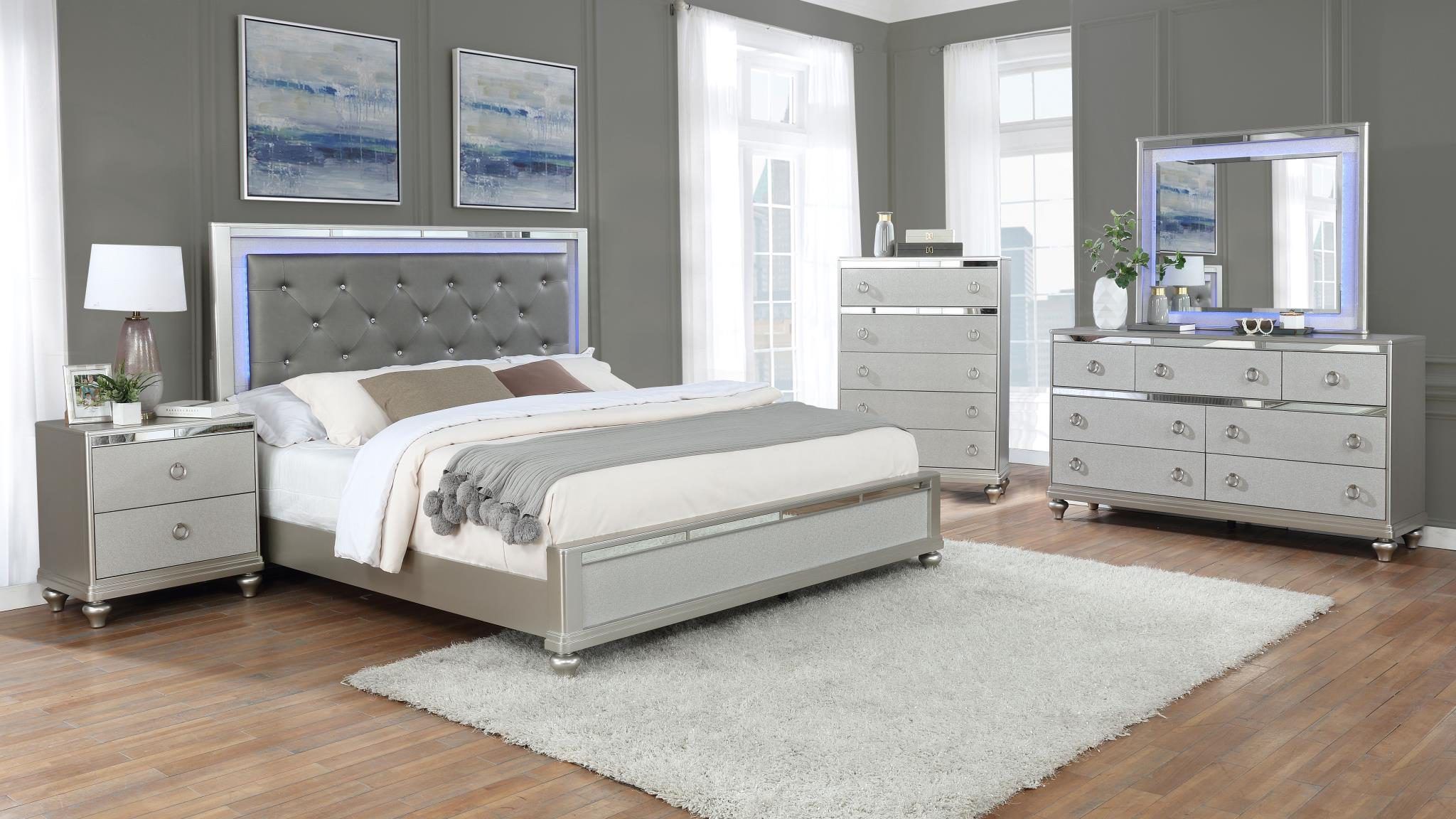 βΌοΈSaleβΌοΈ 5PC Metallic Led Bedroom Set