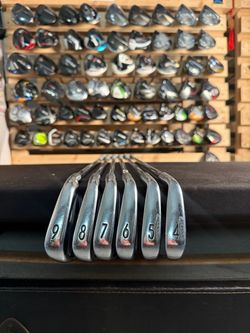 Titleist iron set