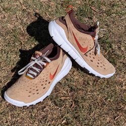 Nike Free Run Trail Dark Driftwood Brown Suede Men's 9.5 CW5814-200 VGC
