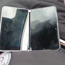 Surface Pro Duo 2