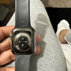Apple Watch Series 6 / 44 mm