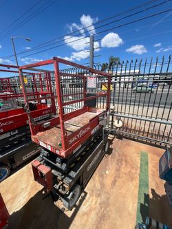 Scissor lift