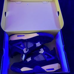Jordan 4 thunder