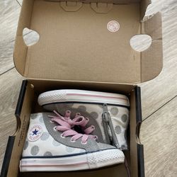 Infant Size 5 Girls Converse Shoes 